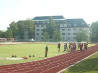 Evangelisches_Gymnasium_mit_Sportplatz