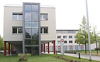 Das Foto zeigt das Gebäude der Arbeitsagentur Neuruppin