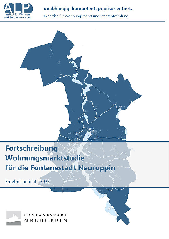 Titelseite eines Berichts: „Fortschreibung Wohnungsmarktstudie für die Fontanestadt Neuruppin – Ergebnisbericht 2025“. Im Hintergrund eine stilisierte Karte der Region.