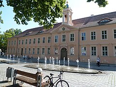 Das Alte Gymnasium mit der Jugendkunstschule, wo der Workshop stattfindet.